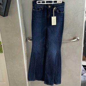 NWT Lucky Brand women’s boot cut jeans
